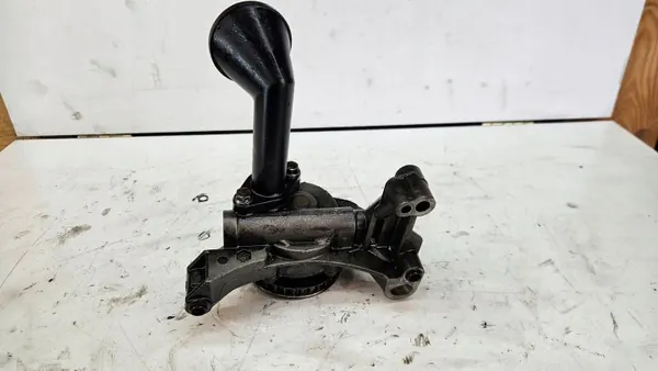 Bomba de óleo OEM 03L115105B para VW Golf 6 1.6 TDI image 5