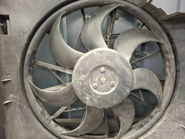 Radiatorventilator Opel OEM 0130303279 Omega B2 image 8