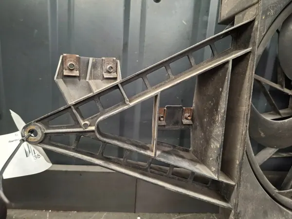Radiatorventilator Opel OEM 0130303279 Omega B2 image 9