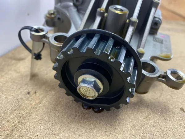 Bomba de aceite Ford OEM JX6G6600BBP para Escape IV Kuga MK3 image 6