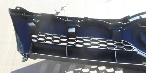 Toyota Corolla Verso II 04- Grille OEM 531110F020 image 8