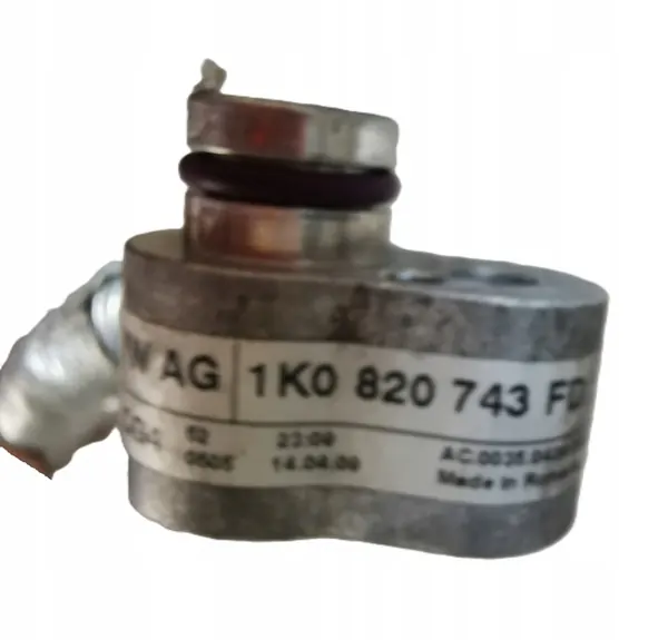 VOLKSWAGEN OE Ilmastointiputki 1K0820743FD image 3