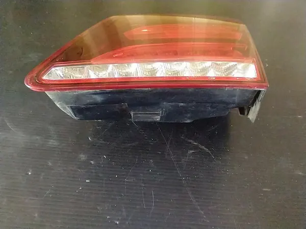 RECHTE ACHTERLAMP MERCEDES W212 LIFT KOMBI a2129062003 image 8