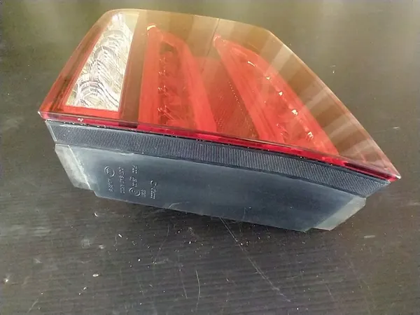 RECHTE ACHTERLAMP MERCEDES W212 LIFT KOMBI a2129062003 image 9