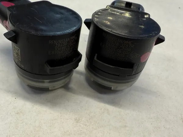 Capteur de stationnement Renault OE 284381287R Austral E-Tech image 4
