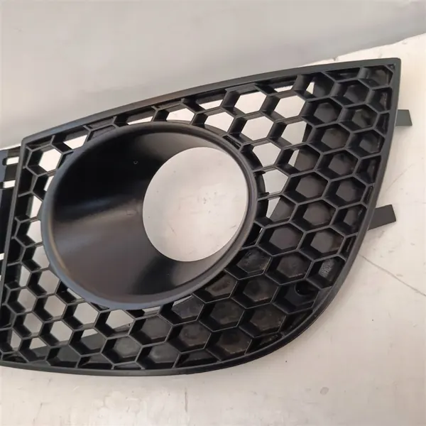 Griglia paraurti anteriore destra Seat Ibiza III 6L6853666A image 4