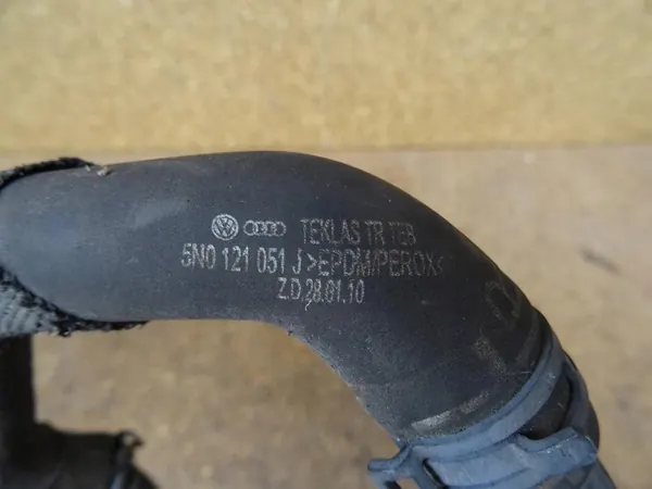 AUDI A3 8P GOLF VI LEON 1.6 TDI Vesiletkua image 2