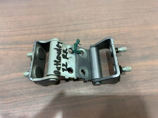 Charnières de hayon Mitsubishi Outlander IV OEM FBZ27525 image 5