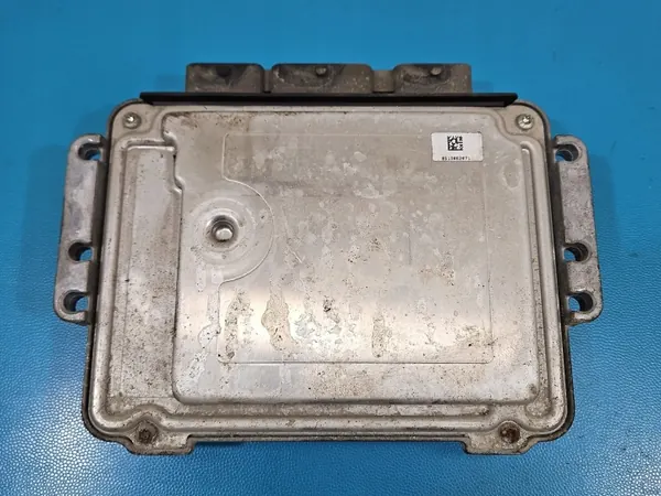 Centralita motor Peugeot Bipper 1.4 HDI 0281014444 image 5