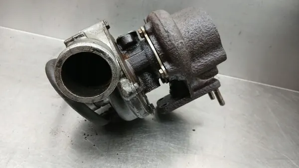 Turbocompresor Iveco Daily III 2.8D image 4