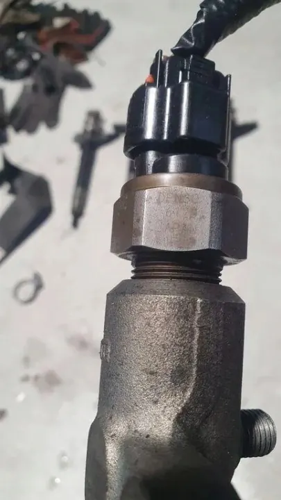 Carril de inyección OEM 6120 para Toyota Avensis Estate 2.2L image 2