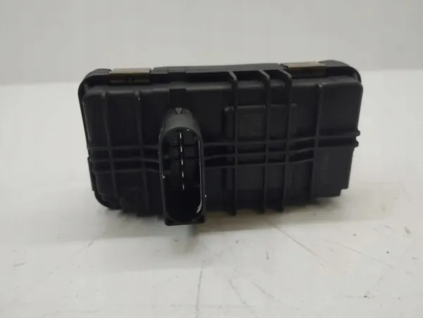 Controlador Turbo BMW 5 F10 F11 2012 image 3