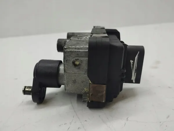 Controlador Turbo BMW 5 F10 F11 2012 image 4