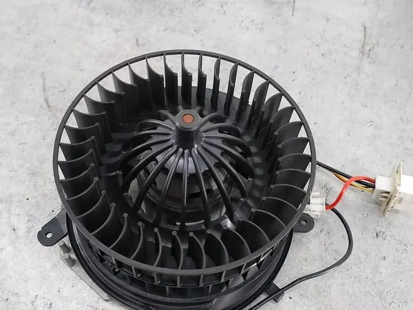 Ventilador de aquecimento Mercedes E-Class W210 A2108211551 image 3