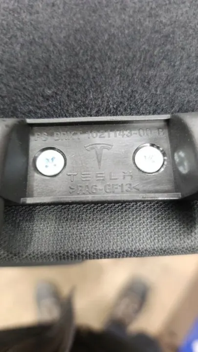 Prateleira porta-malas Tesla Model S 2014 OEM 102114300B image 7
