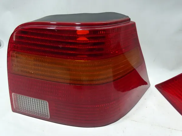 VW Golf IV HB Rücklichtsatz Valeo OEM image 3