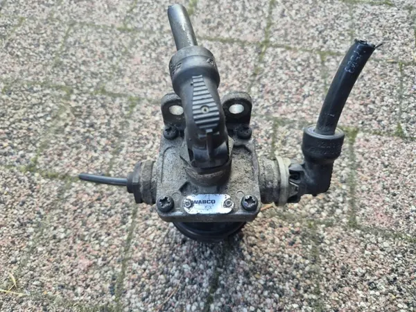 Scania Pneumatikventil OEM 2255345 - Gebraucht image 4