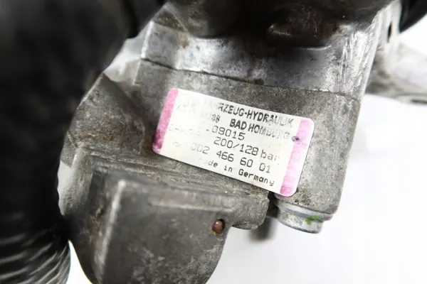 Mercedes ABC Ophangingpomp OEM 0024666001 Gebruikt image 3