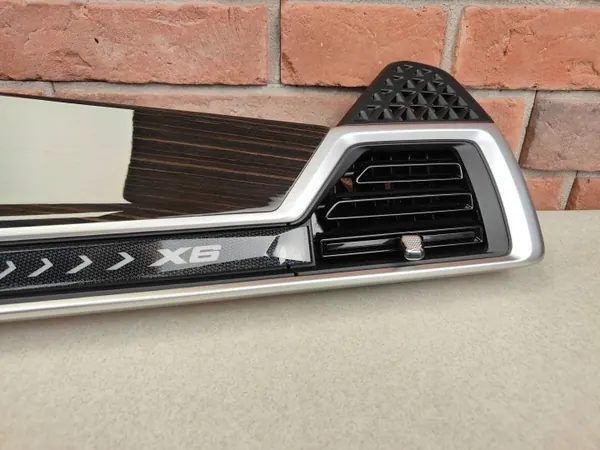 BMW X6 G06 Console Sierlijst OEM 9634799 Fineline Hout image 10