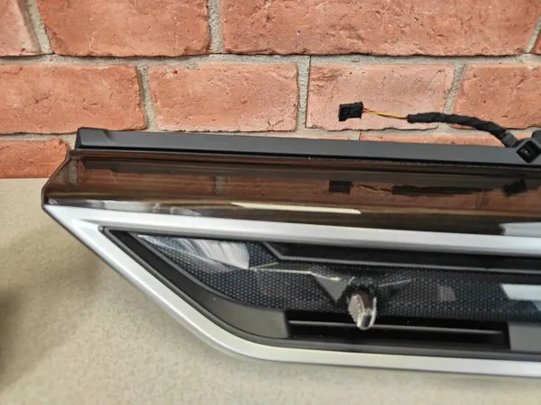BMW X6 G06 Console Sierlijst OEM 9634799 Fineline Hout image 5