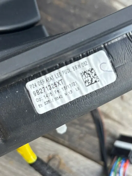 Specchio destro 14 10+4 pin PEUGEOT 2008 II 19- OEM 98271326XT image 3