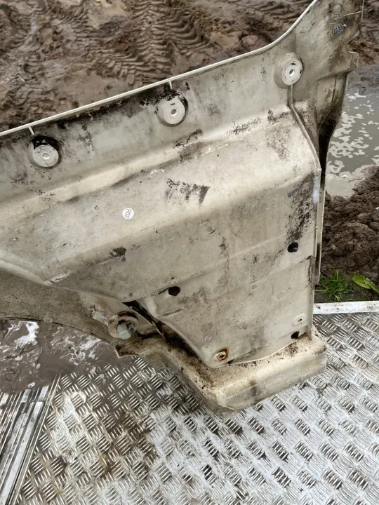 Marchepied cabine gauche MAN TGA/TGX OEM 81615100711 image 10