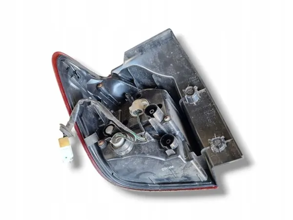 Luz trasera derecha Mitsubishi ASX 2011 8330A690 image 6