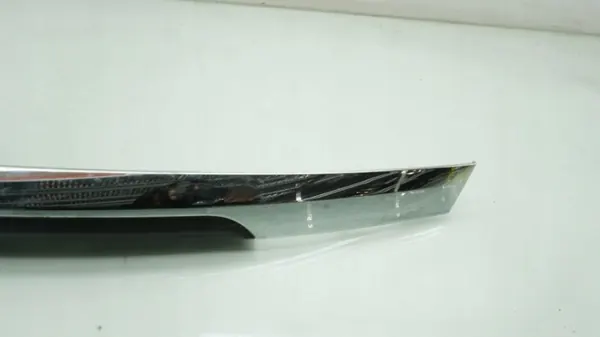 Jaguar XF X250 Bakluckkant - Begagnad OEM image 3