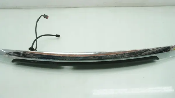 Jaguar XF X250 Bakluckkant - Begagnad OEM image 4