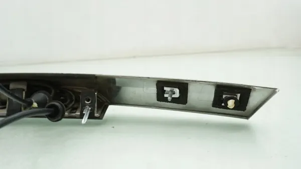 Jaguar XF X250 Bakluckkant - Begagnad OEM image 9