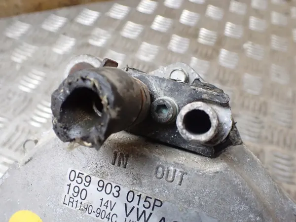 Vaihtovirtageneraattori VW Audi A8 S8 D3 5.2 V10 059903015P image 4