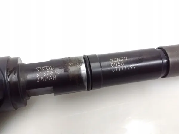 Volvo XC90 2016 Bränsleinsprutare image 6