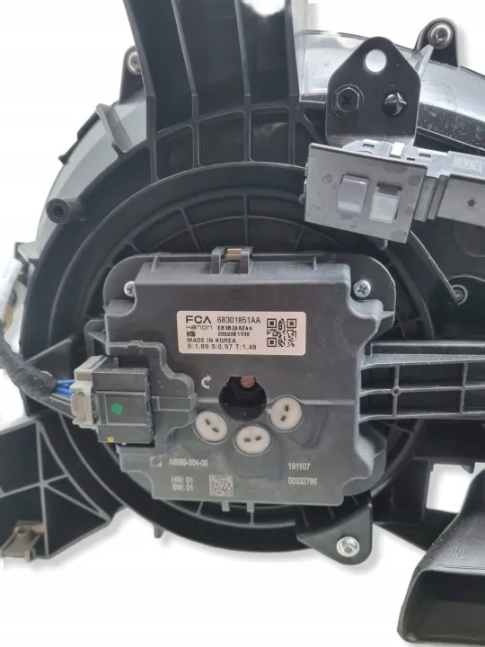 Motor do ventilador OEM 68253741AE para Jeep Gladiator image 8