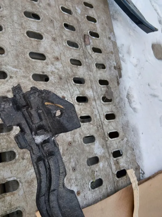 BMW X4 G02 framstötdämpande skum OEM 7451653 image 7