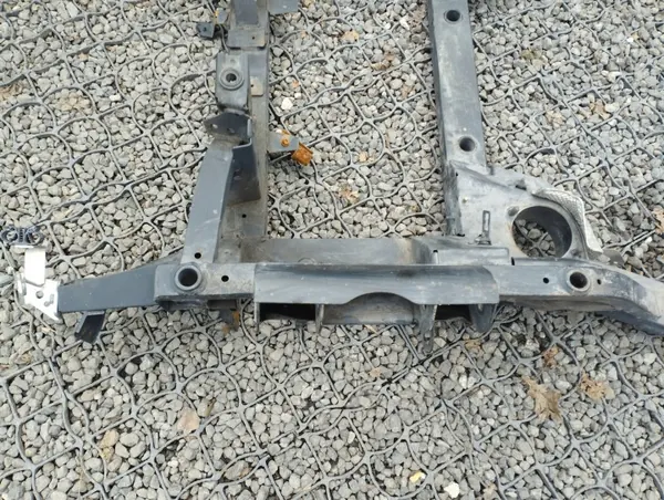 Maserati Gran Turismo 4.7 Etujousitus OEM image 6