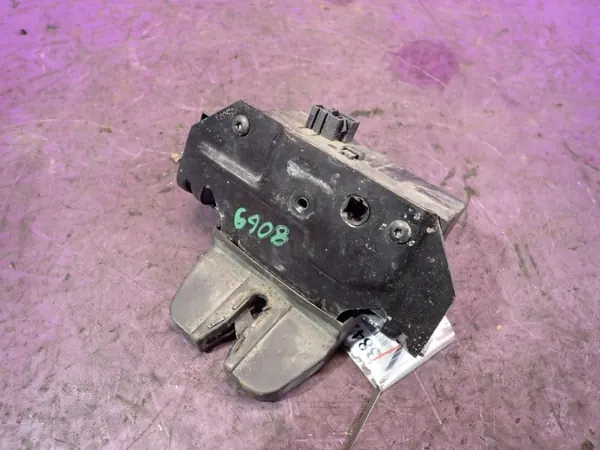 Opel Signum kofferbakslot OEM Zawada-384224- Gebruikt image 2