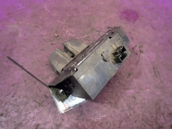 Opel Signum kofferbakslot OEM Zawada-384224- Gebruikt image 3
