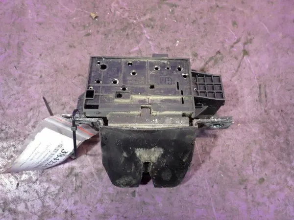 Opel Signum kofferbakslot OEM Zawada-384224- Gebruikt image 4