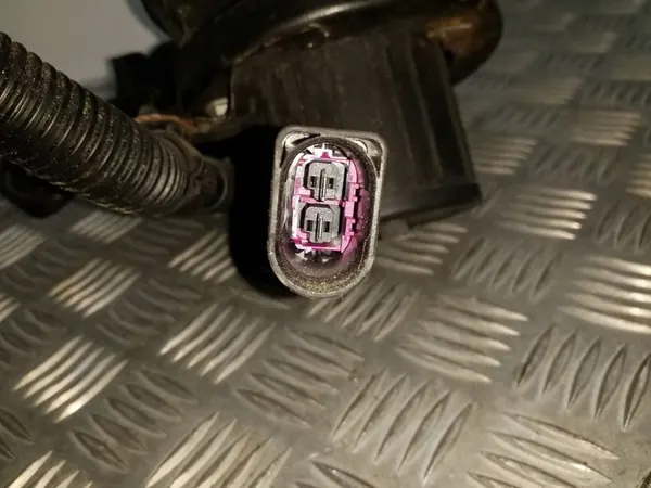 Volkswagen OE Toissijainen Ilmapumppu image 5