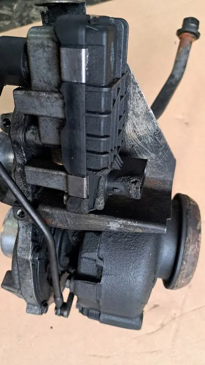 Turboalimentador Mercedes W203 W211 2.2 CDI A6460900080 image 4
