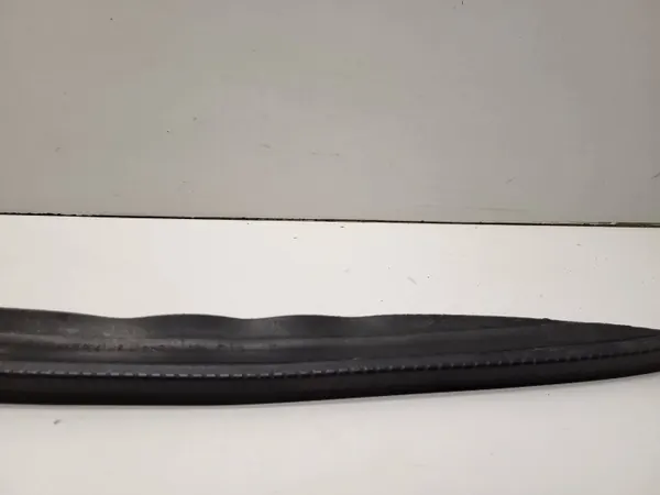 BMW 5 E39 Nedre spoiler OEM 8216706 - Begagnad image 3