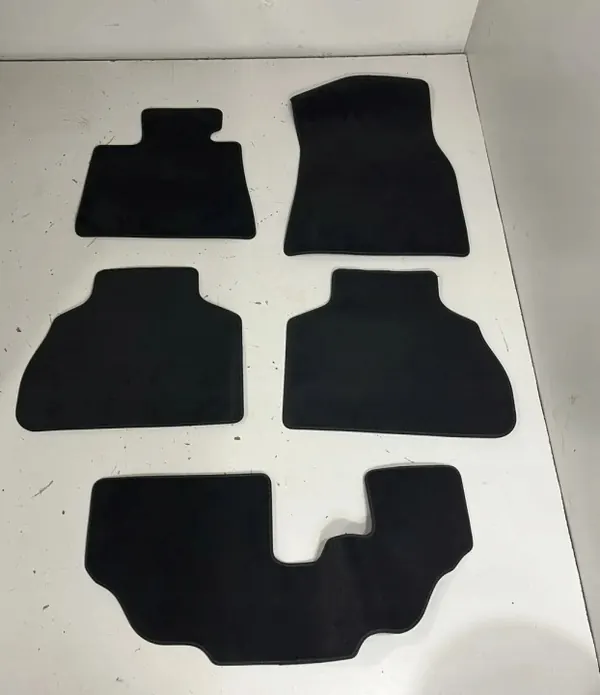 Tapis auto BMW X7 G07 OEM 7483448 - Occasion image 2