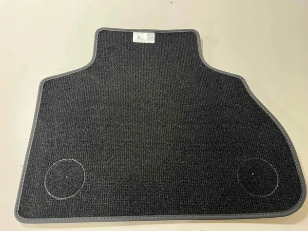 Tapis auto BMW X7 G07 OEM 7483448 - Occasion image 9