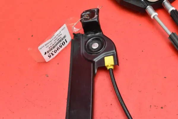 OEM F005S00151 Höger Framruta Regulator Seat Altea image 3