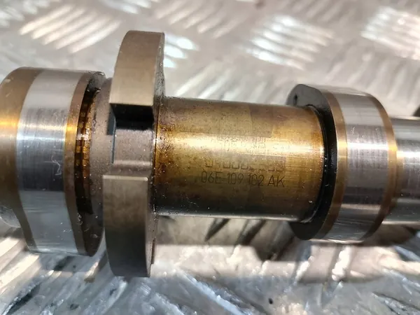 Avgasspjäll 06E109084G Kamaxel 06E109102AK Audi A6 C6 3.2 V6 image 3