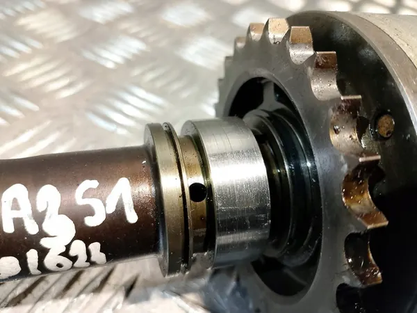 Avgasspjäll 06E109084G Kamaxel 06E109102AK Audi A6 C6 3.2 V6 image 5