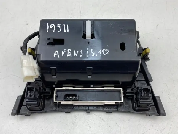 Penkinlämmityspaneli OEM 58804-05040 Toyota Avensis 3 image 8