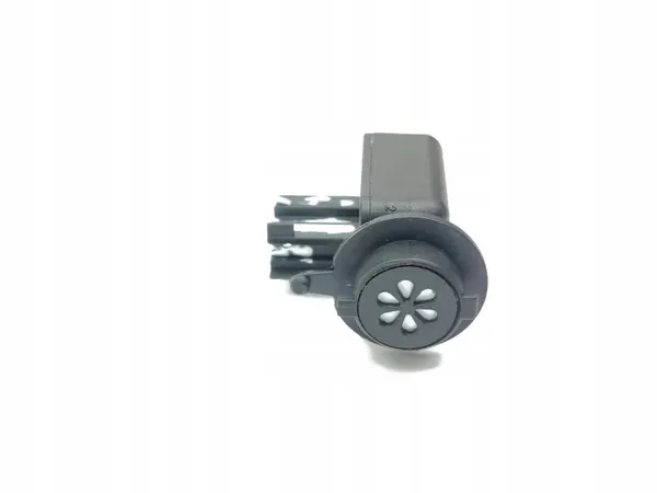 AUC-Sensor Citroen C5 Aircross 2024 OEM MR0136500070 image 4
