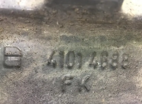 OEM 41014687 Iveco Cuña de Muelle de Ballesta, Eje Derecho image 3