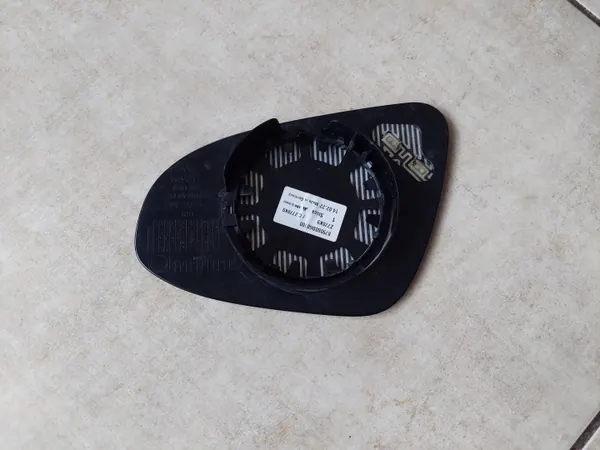 Lämmitetty oikea peili-insertti OEM 6401-301-1 - Toyota image 5